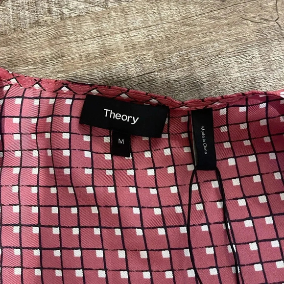 NWT!! Theory - RACER SILK TANK - Size Medium - Pink/White - Picture 8 of 8
